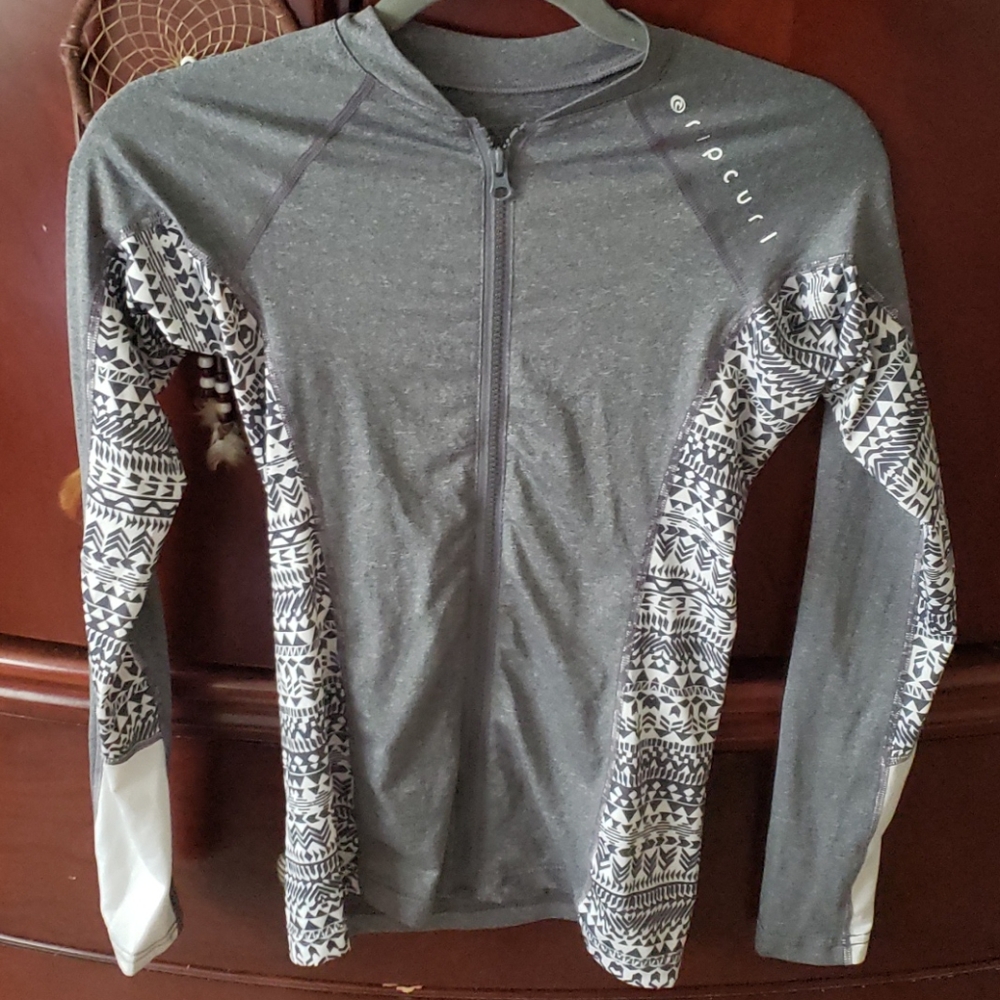 Rip curl full zip UV protection shirt